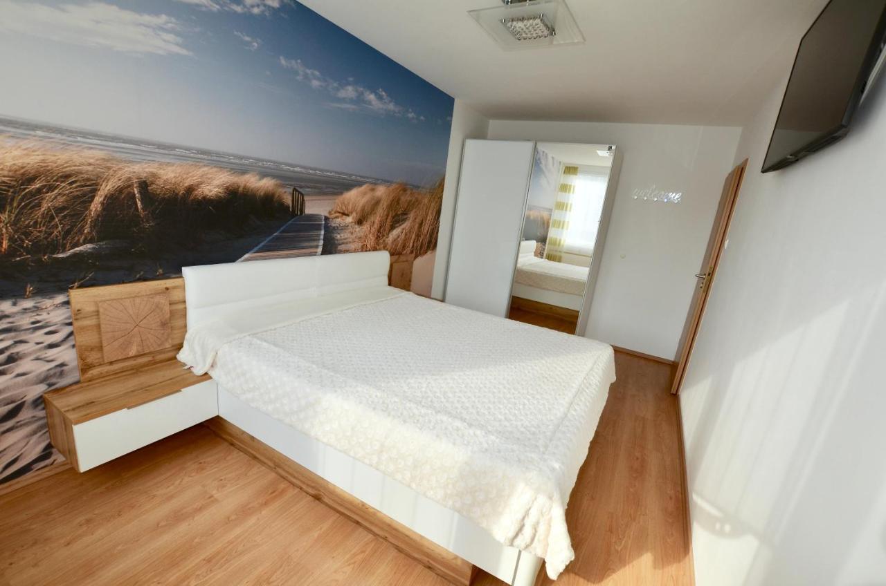 Apartament Piaskowy Jantar 2 Kolberg Exterior foto